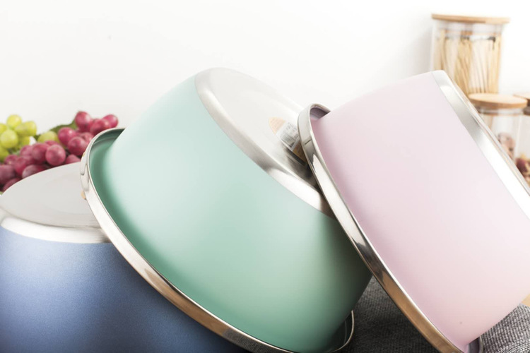 Colored stainless steel basin thickened household seasoning tank washing basin egg-beating basin cooking basin and wash basin color basin wholesale
