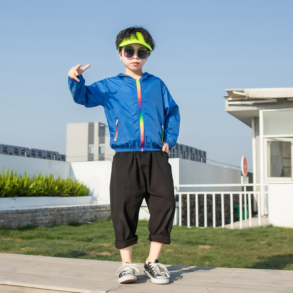 Summer new children’s clothing children’s sun protection clothing jacket boys and girls skin clothing rainbow hooded sun protection clothing air-conditioning shirt