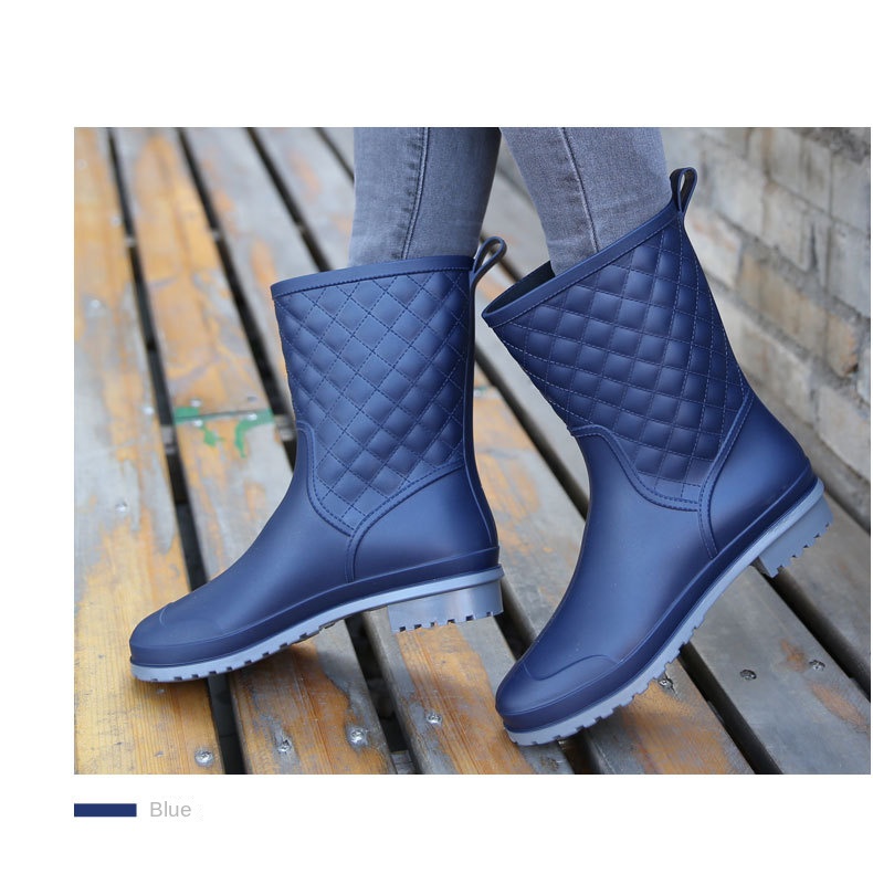 Water shoes manufacturers wholesale rubber shoes non-slip mid-tube lattice women’s fashion rain boots warm and wear-resistant casual adult rain boots