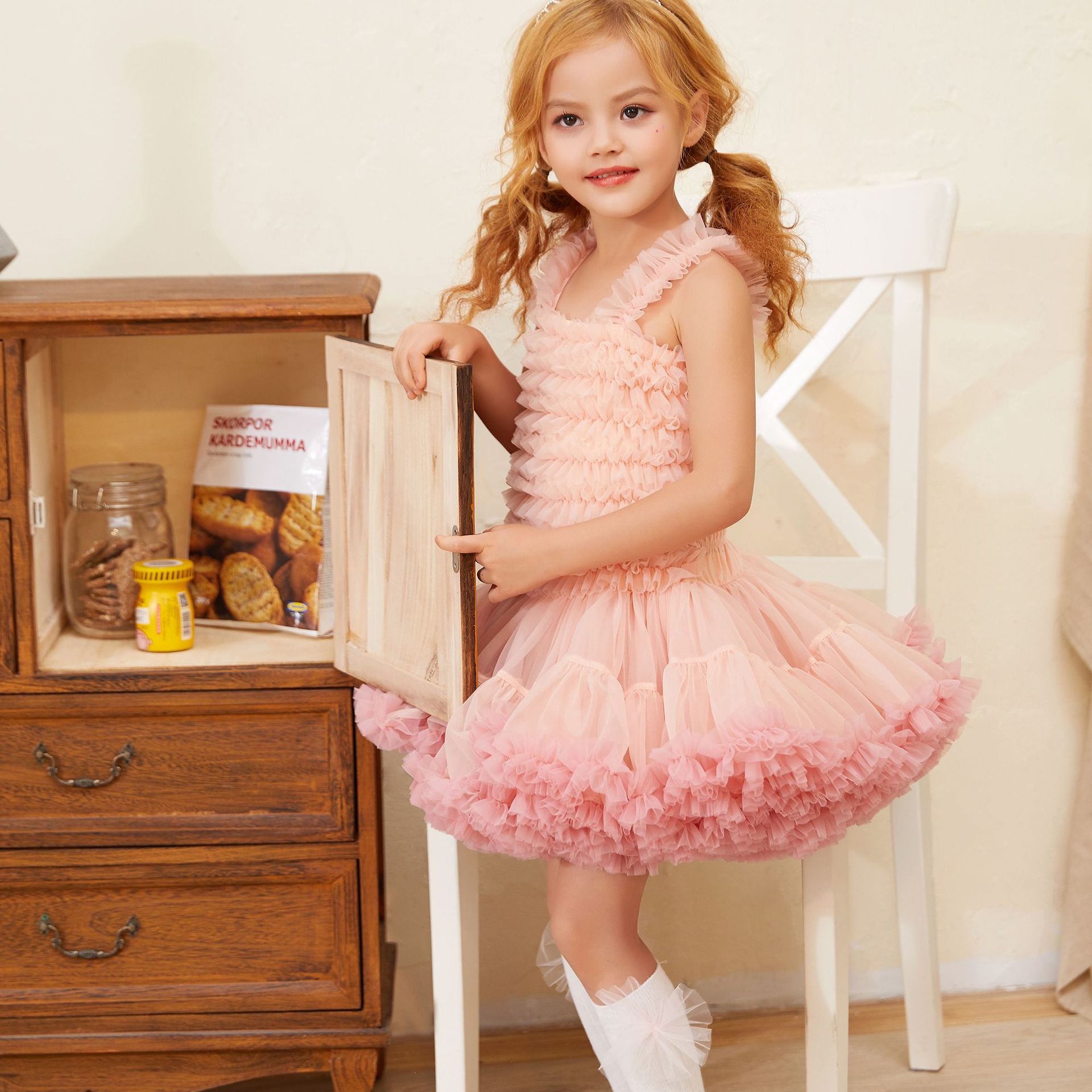 European and American children’s wear sling princess dress birthday gift dress girls princess dress fluffy children’s dress