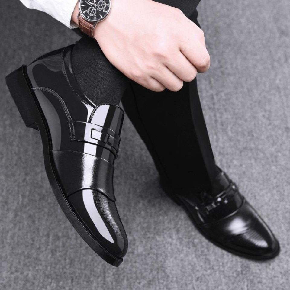New Men’s Formal Leather Shoes Business Casual Fashion Pointed Toe Slip-On A Generation Casual Shoes