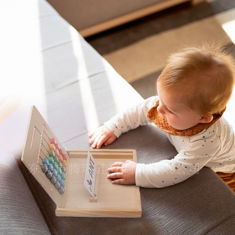 Montessori early education 26 English alphabet board children’s shape color cognitive graphics board alphabet spelling educational toys