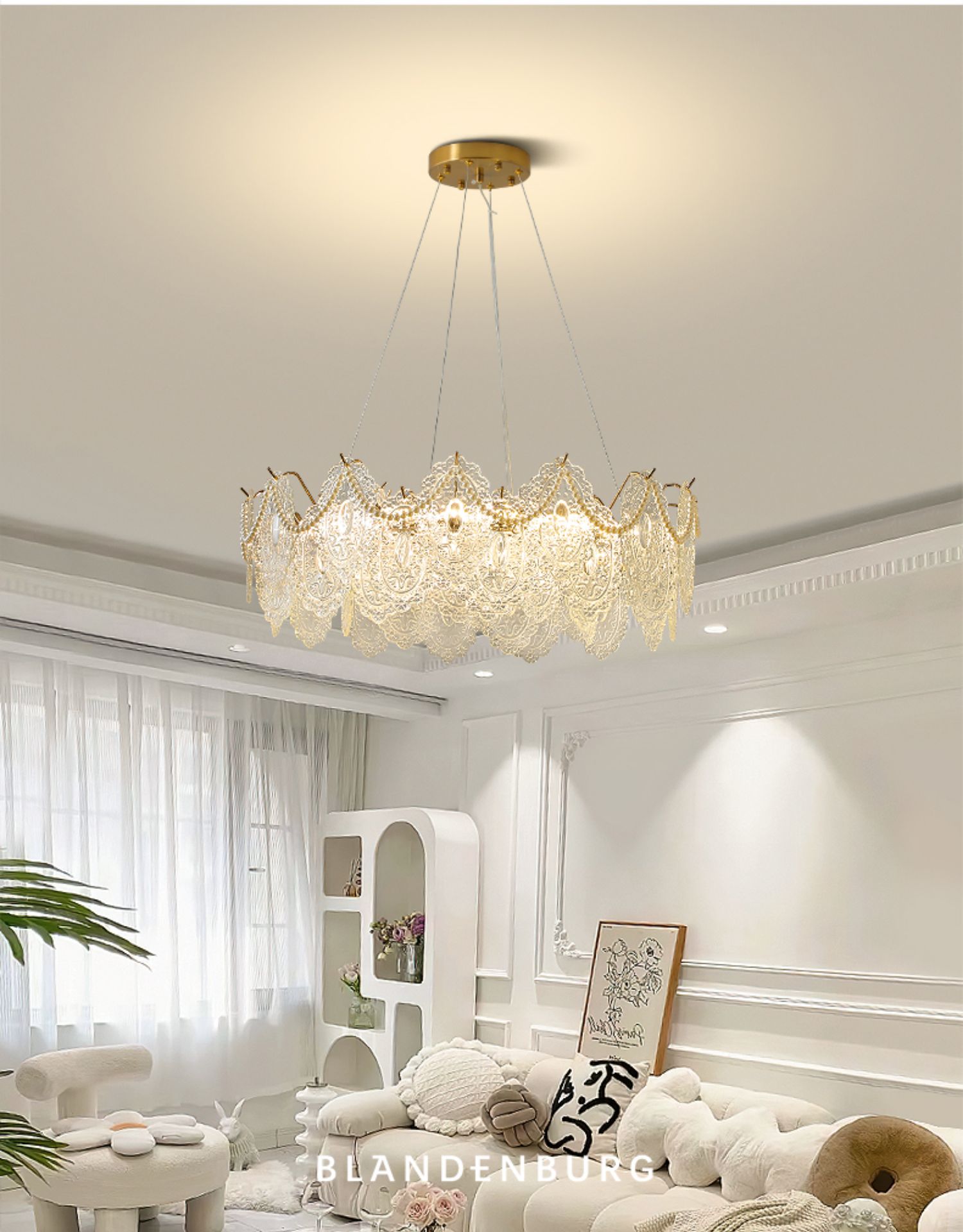 French crystal chandelier light luxury warm romantic art pearl shell lamp creative glass cloud LED chandelier