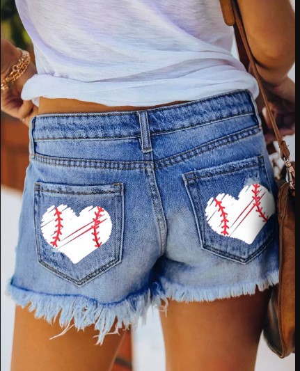 European and American trendy ripped tassel denim shorts straight-breasted women’s hot pants