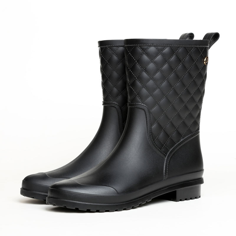 Water shoes manufacturers wholesale rubber shoes non-slip mid-tube lattice women’s fashion rain boots warm and wear-resistant casual adult rain boots