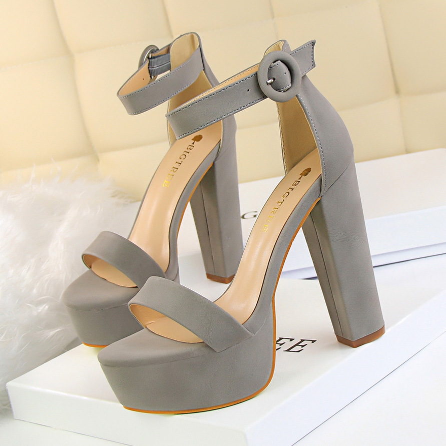 European and American style thick heel super thin high heels sexy nightclub women’s shoes waterproof platform open toe belt buckle sandals