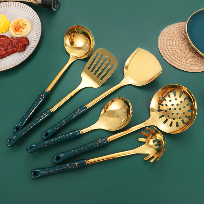 Kitchen Utensils