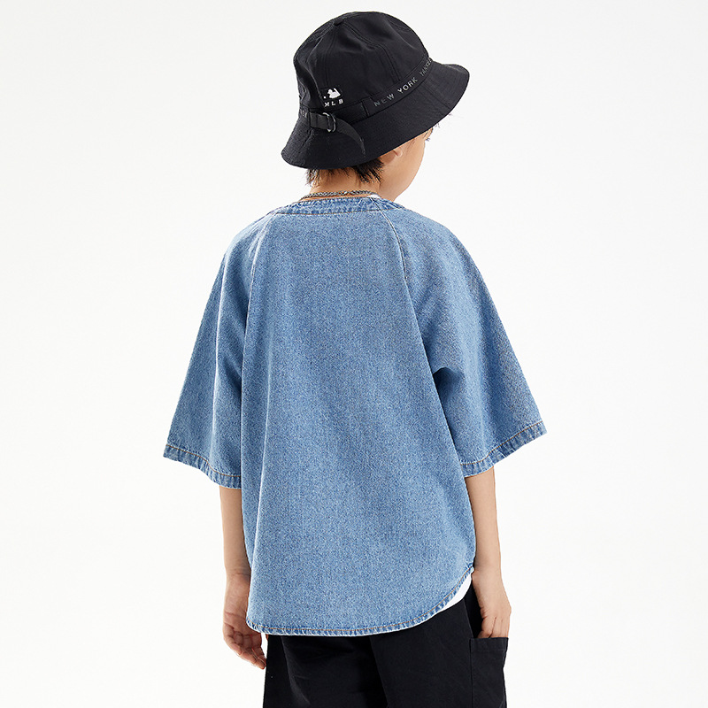 Trendy summer new boys’ short-sleeved denim baseball uniform loose children’s soft denim shirt middle and big children’s thin section