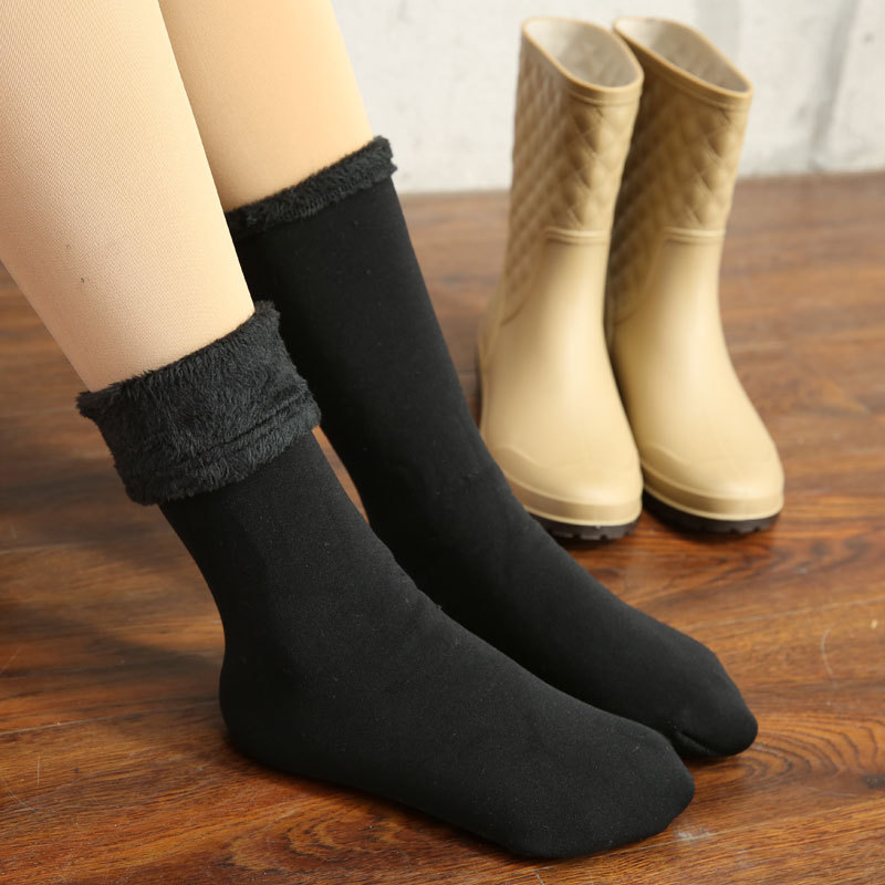 Water shoes manufacturers wholesale rubber shoes non-slip mid-tube lattice women’s fashion rain boots warm and wear-resistant casual adult rain boots