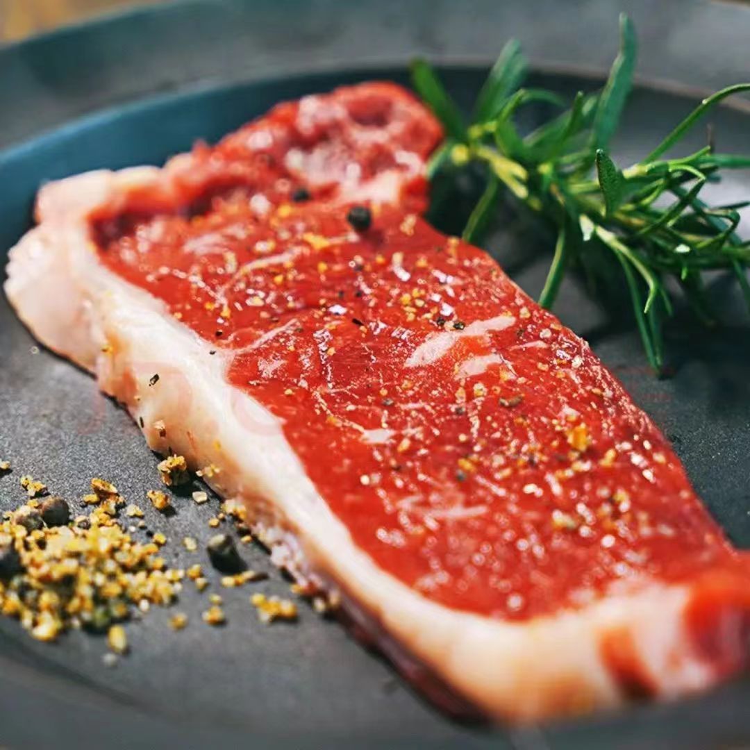 Whole Sirloin Filet Mignon Raw Beef Steak