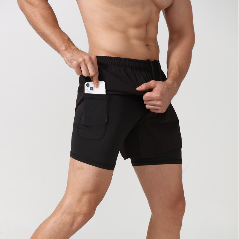 Three-quarter quick-drying double-layer gym shorts with anti-slip lining