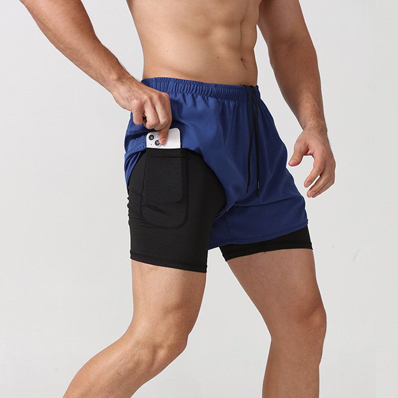 Three-quarter quick-drying double-layer gym shorts with anti-slip lining