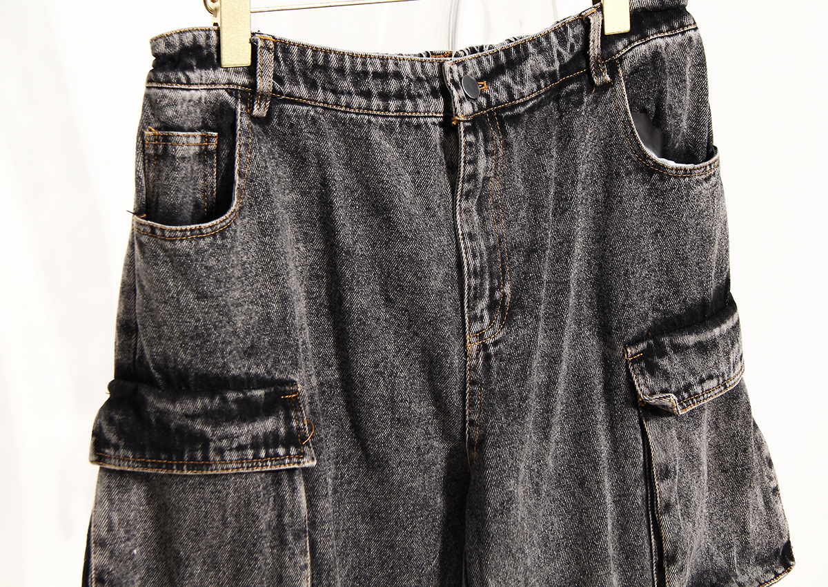 Versatile wear and overalls, multi-pocket wash water to make old wide-leg pants