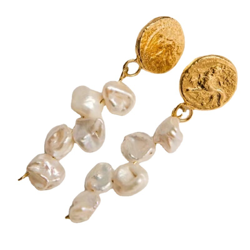 Baroque pearl earrings