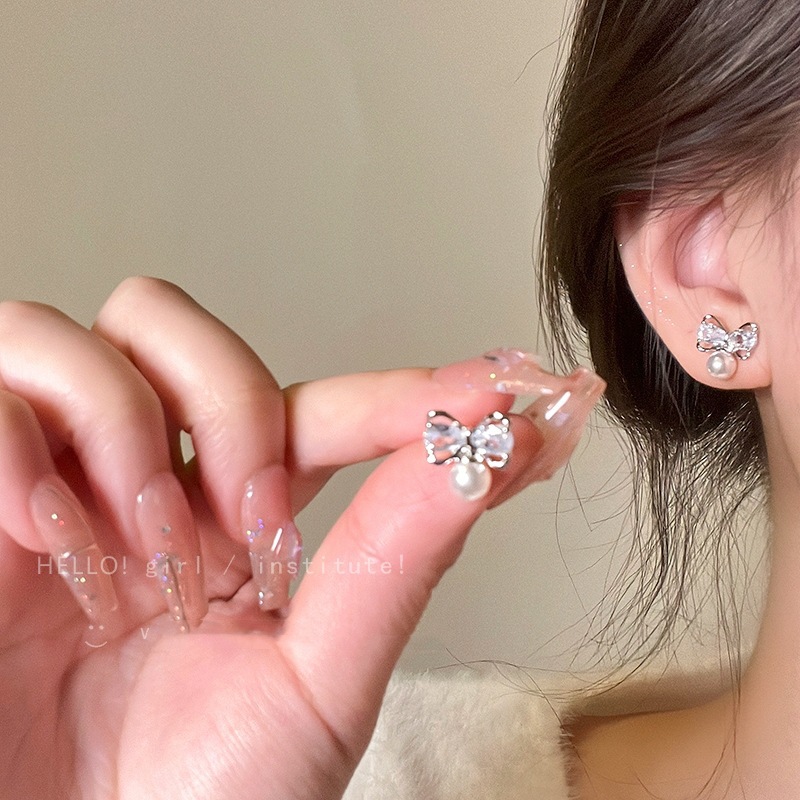 Baroque shaped fresh water pearl 925 silver needle