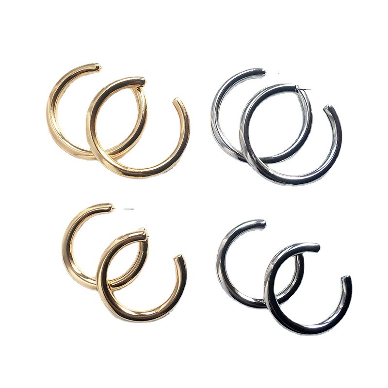 C circle metallic earrings for women