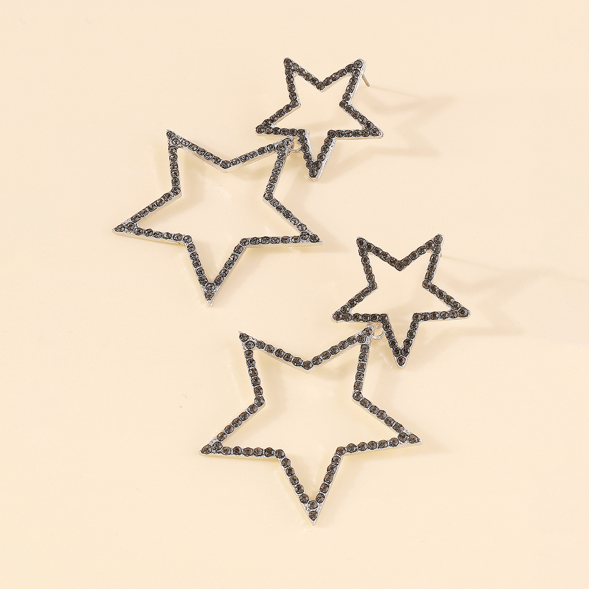 Double rhinestone earrings with five-pointed star
