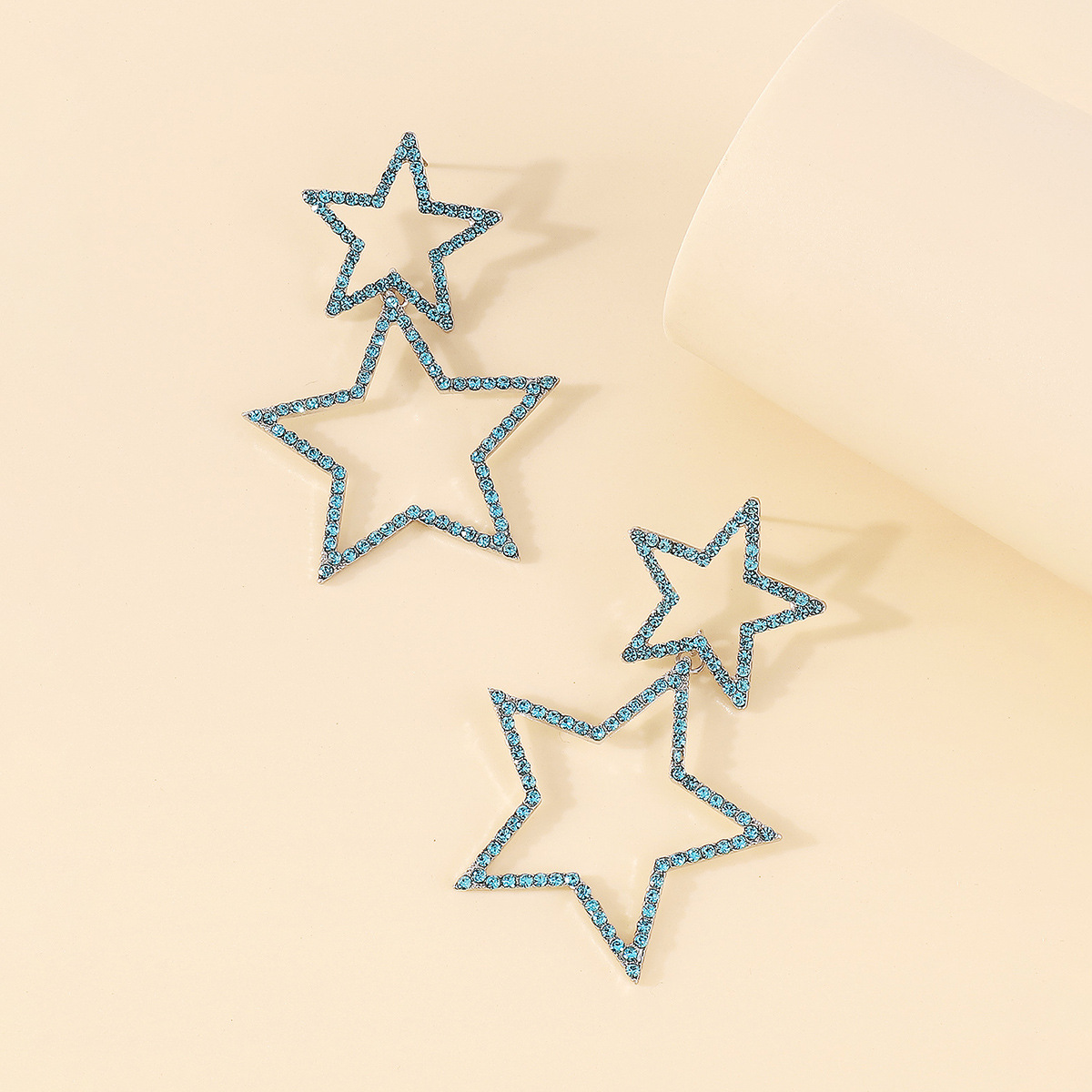 Double rhinestone earrings with five-pointed star