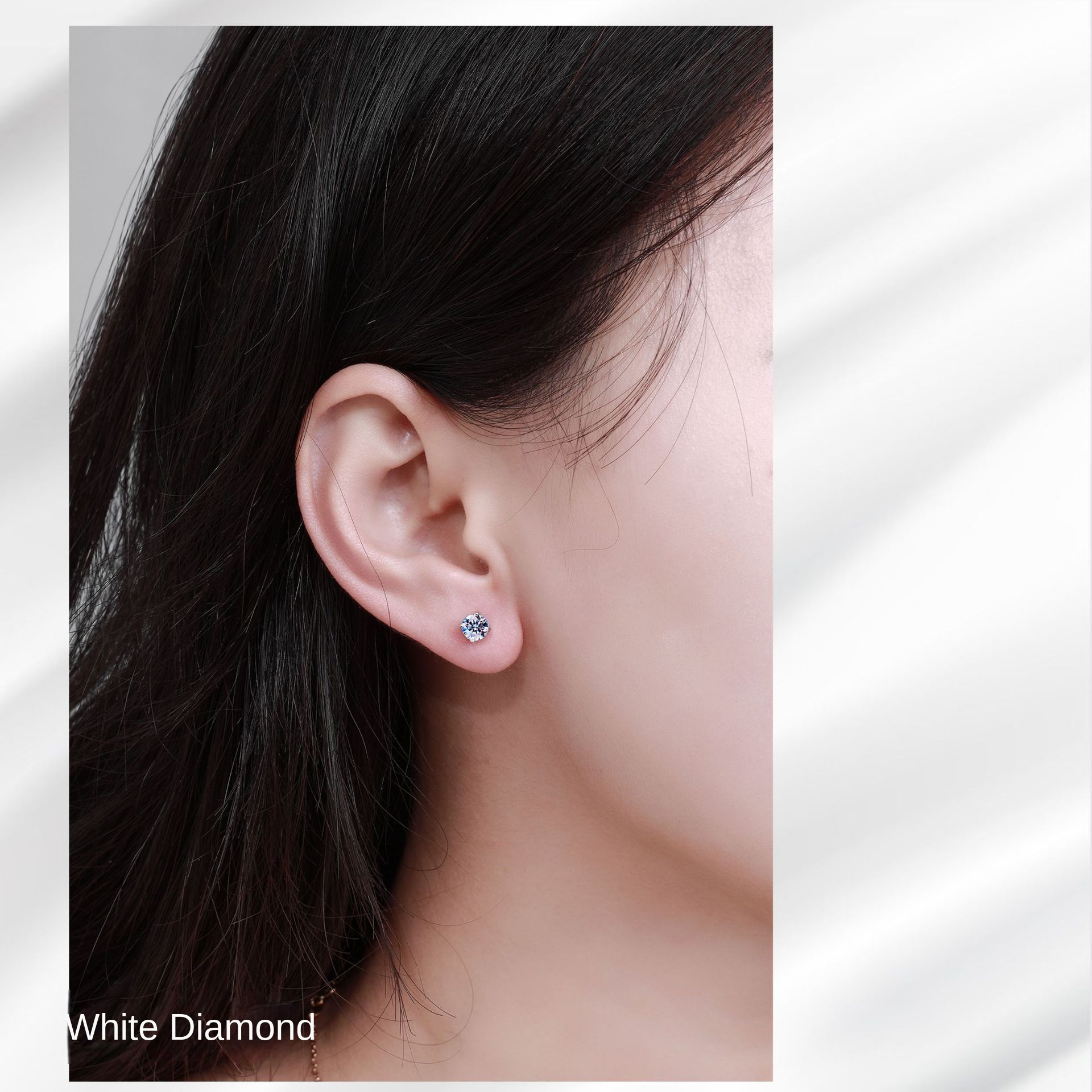 Four jaw Mossan stud earrings