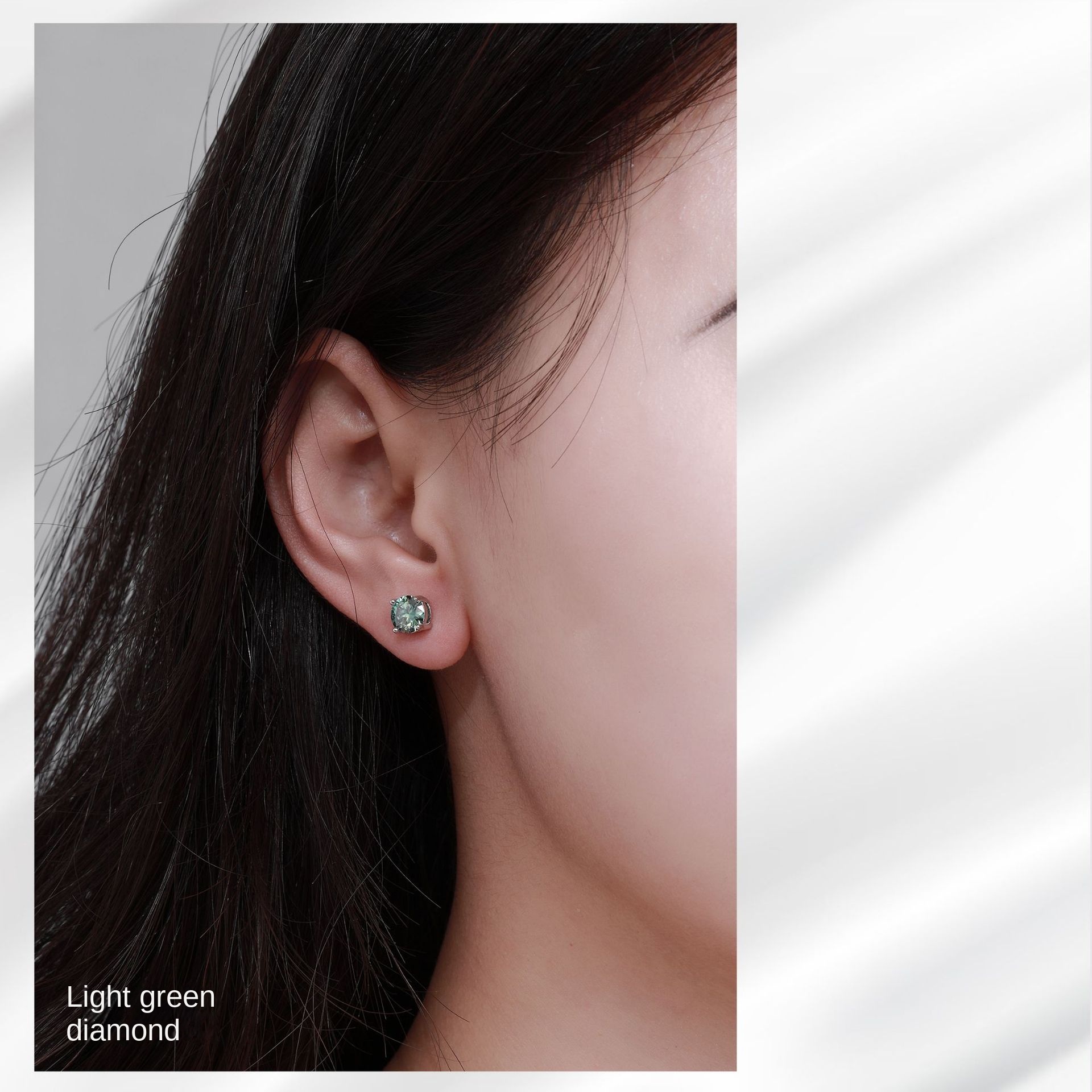 Four jaw Mossan stud earrings