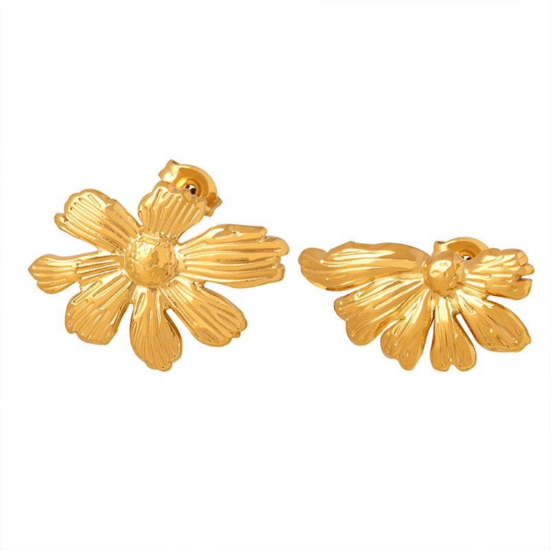 French retro gold flower earrings asymmetrical design