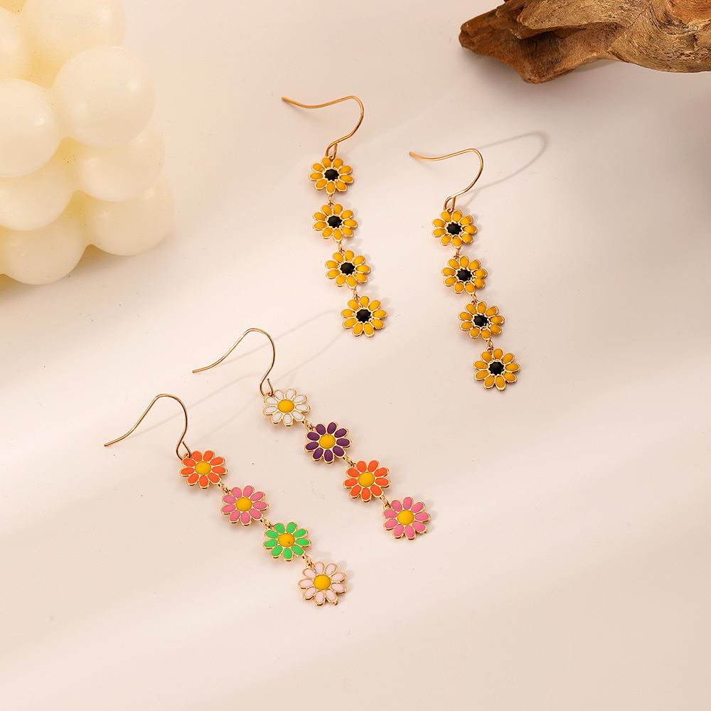 Little fresh Daisy drop oil colored earrings