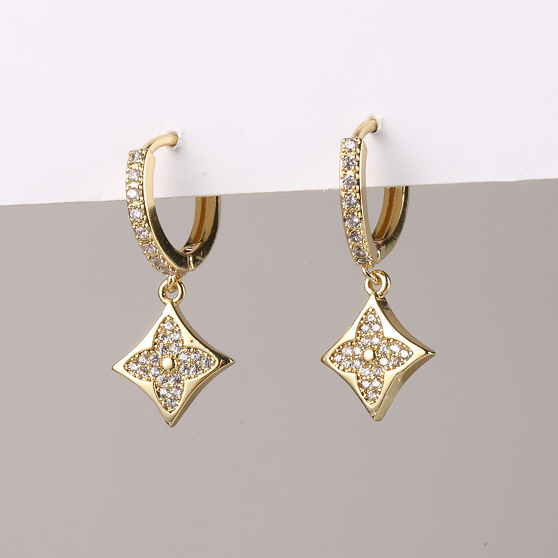 Micro-inlaid zircon ear hanging
