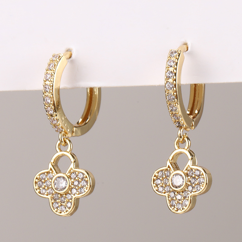 Micro-inlaid zircon ear hanging
