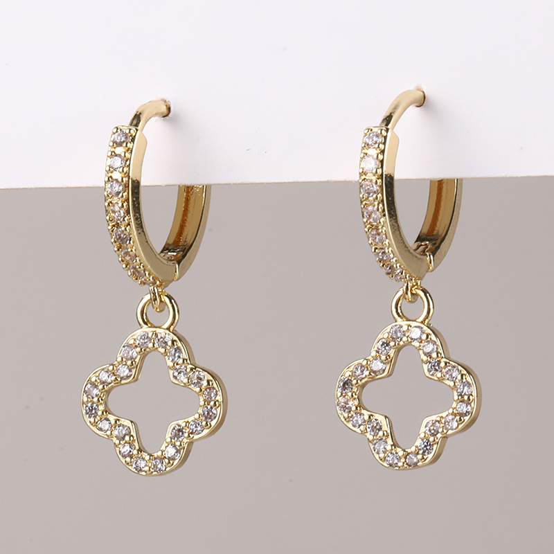 Micro-inlaid zircon ear hanging