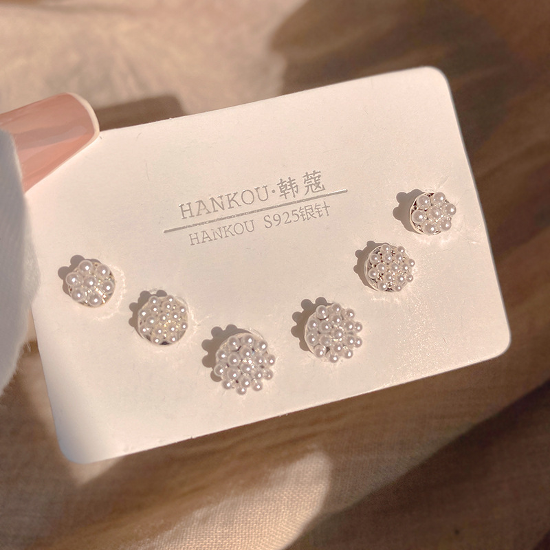 One week compact stud set with premium earrings