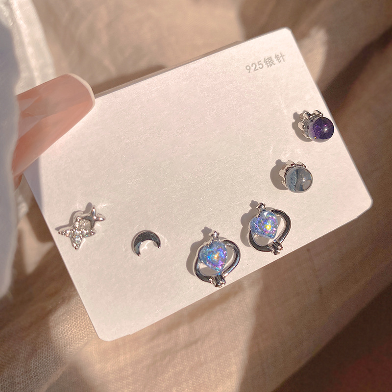 One week compact stud set with premium earrings