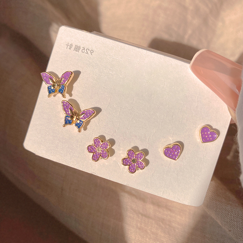 One week compact stud set with premium earrings