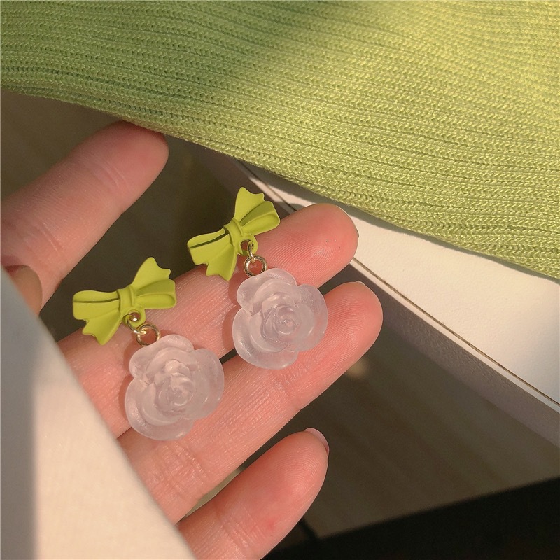 S925 Silver Needle French sweet maiden flower forest earrings