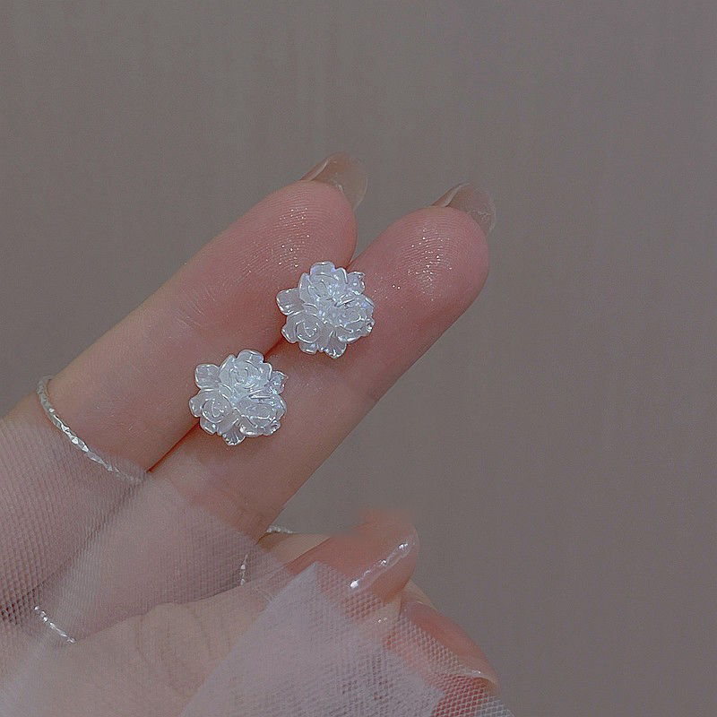 S925 Silver Needle French sweet maiden flower forest earrings