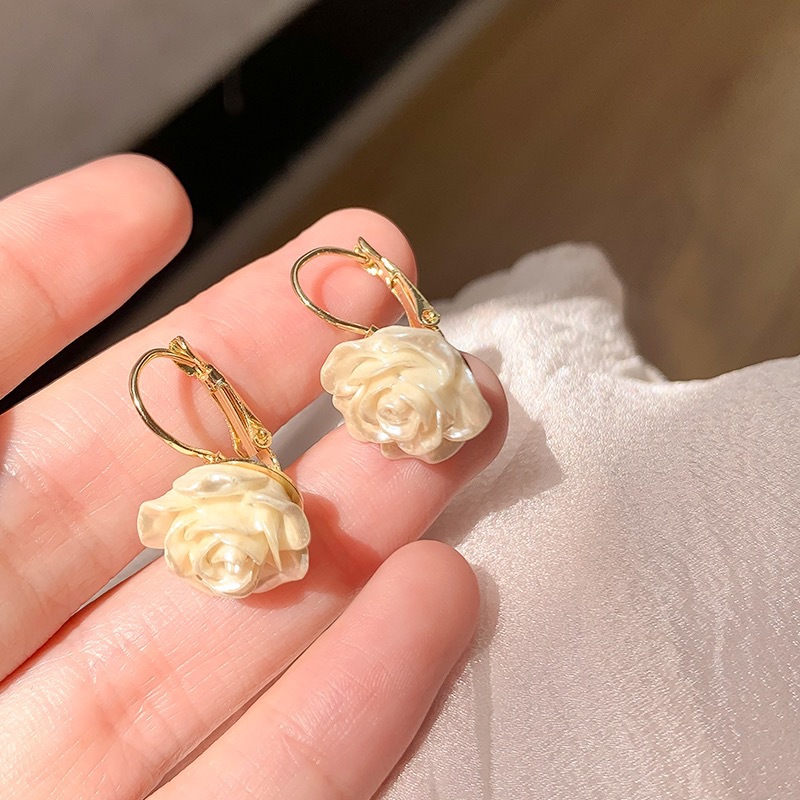 S925 Silver Needle French sweet maiden flower forest earrings