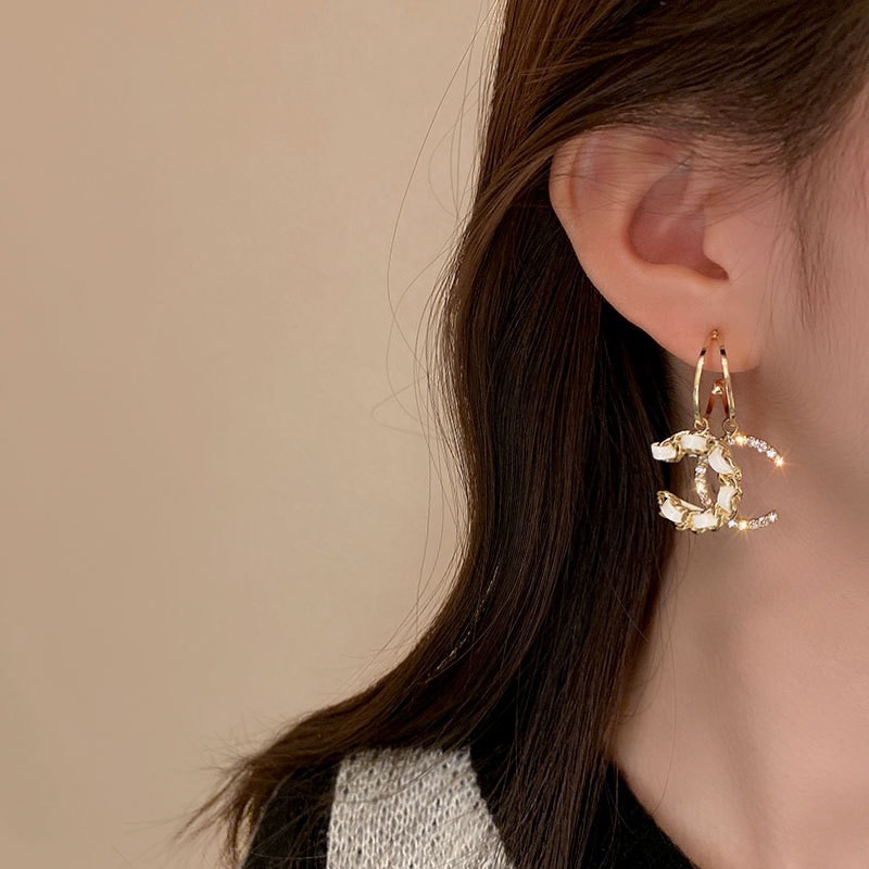 S925 Silver Needle Light luxury girl double C braided ear clip