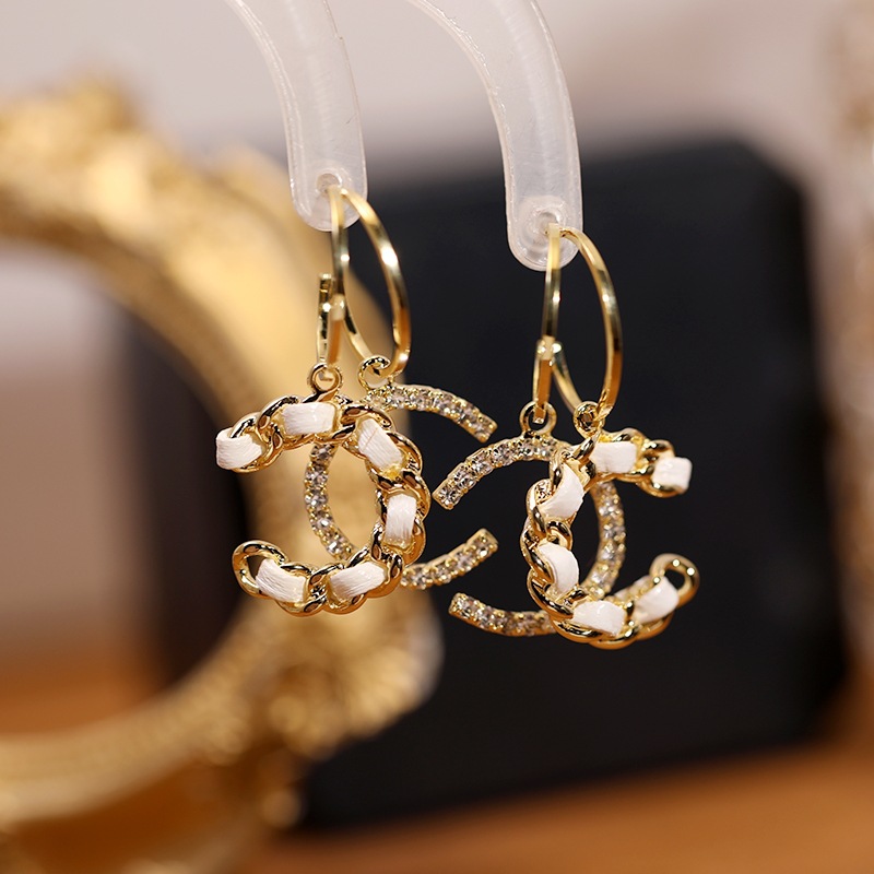 S925 Silver Needle Light luxury girl double C braided ear clip