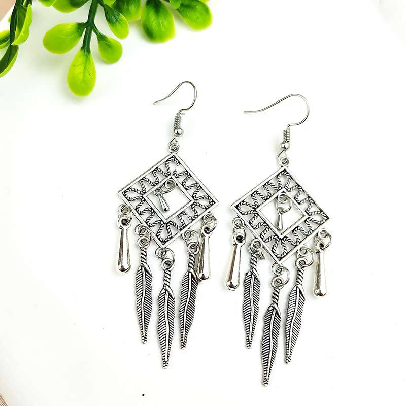 Vintage turquoise earrings with silver fringe