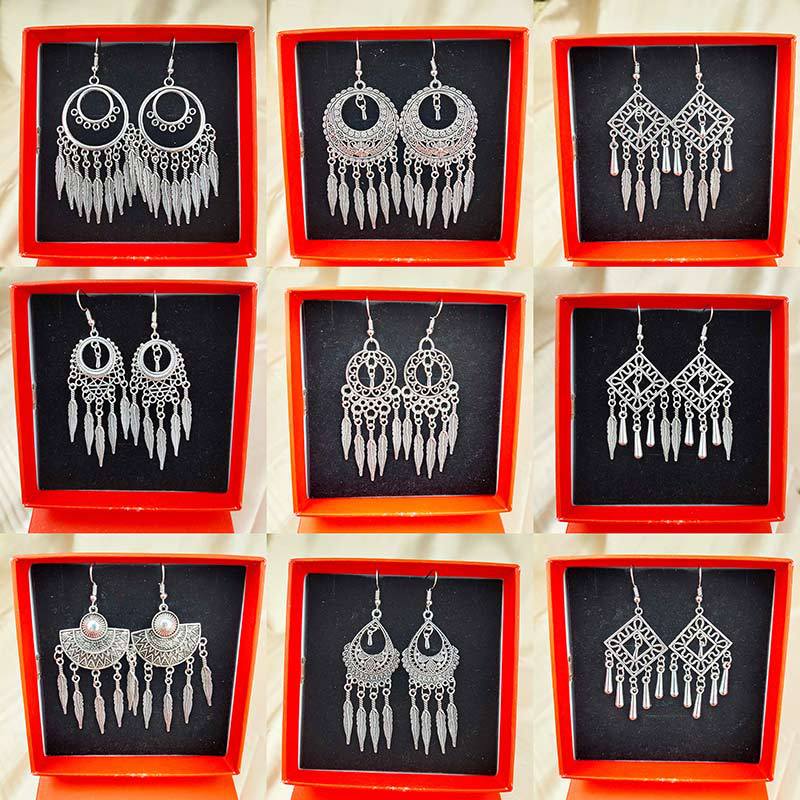 Vintage turquoise earrings with silver fringe