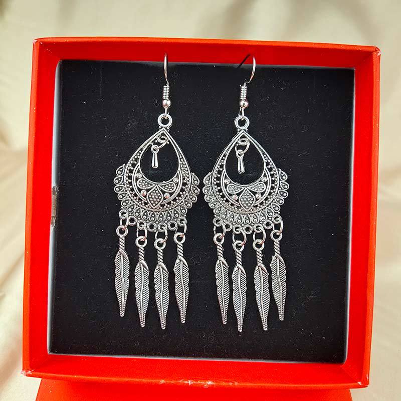 Vintage turquoise earrings with silver fringe