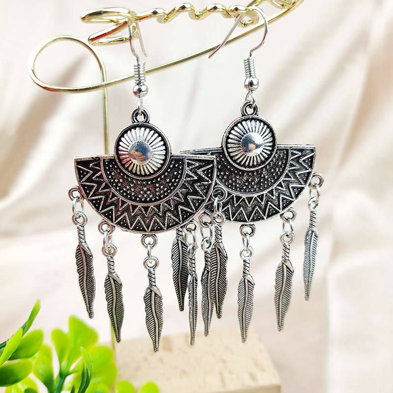 Vintage turquoise earrings with silver fringe