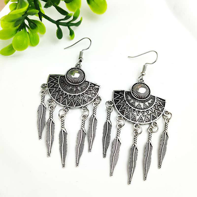 Vintage turquoise earrings with silver fringe