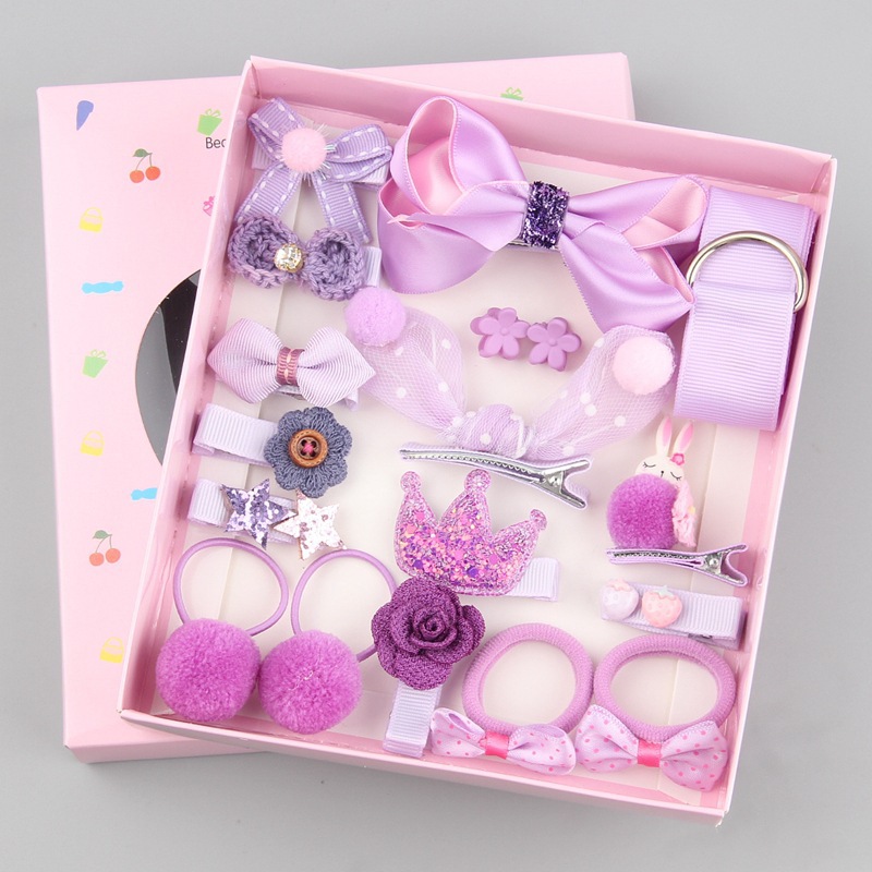 28 piece gift box with cute little princess tiara