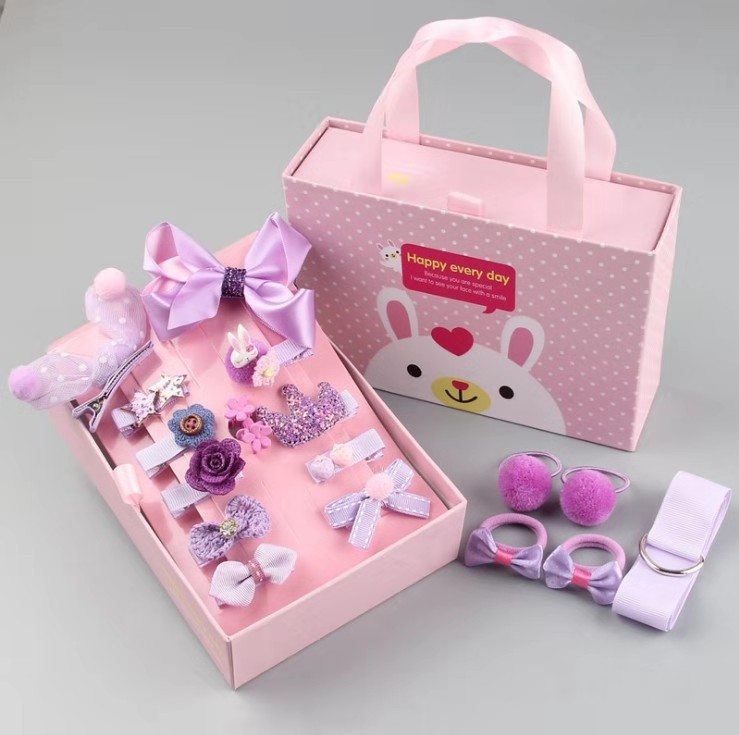 28 piece gift box with cute little princess tiara