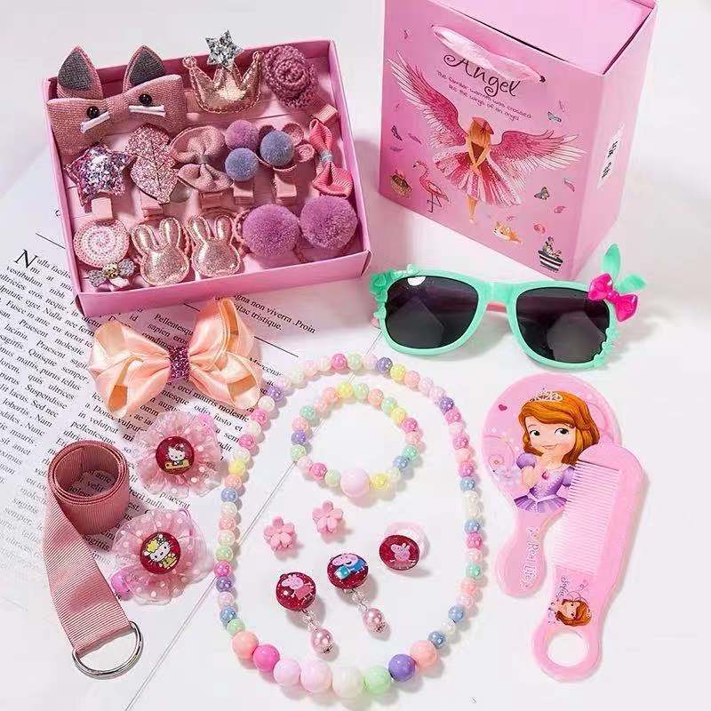 28 piece gift box with cute little princess tiara