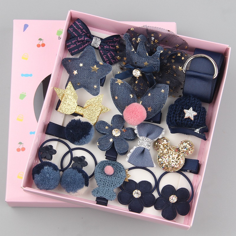 28 piece gift box with cute little princess tiara