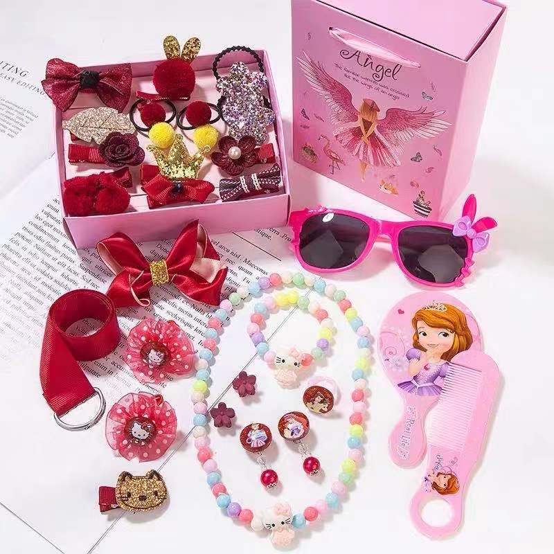 28 piece gift box with cute little princess tiara