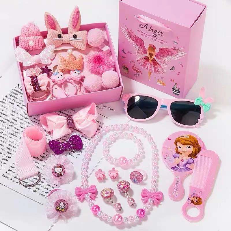 28 piece gift box with cute little princess tiara