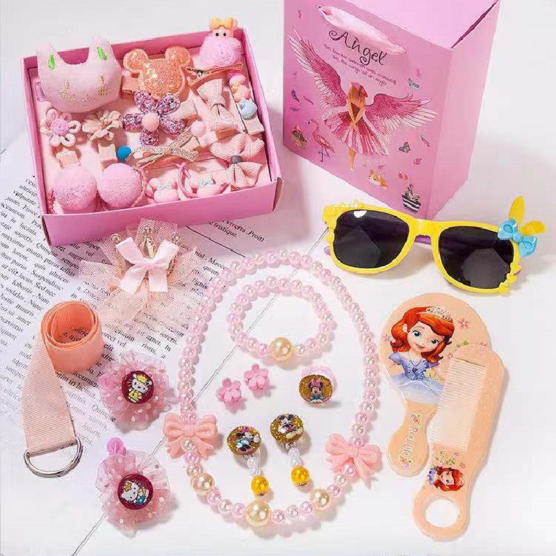28 piece gift box with cute little princess tiara
