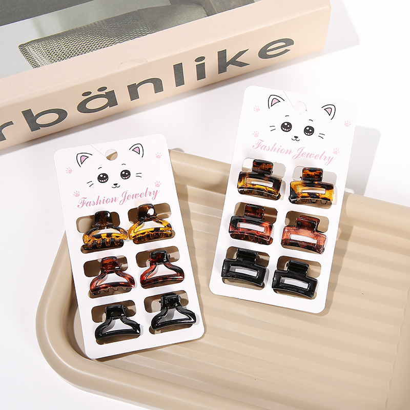 6 cardstock amber cute mini grab clips for children’s hair in pigtails